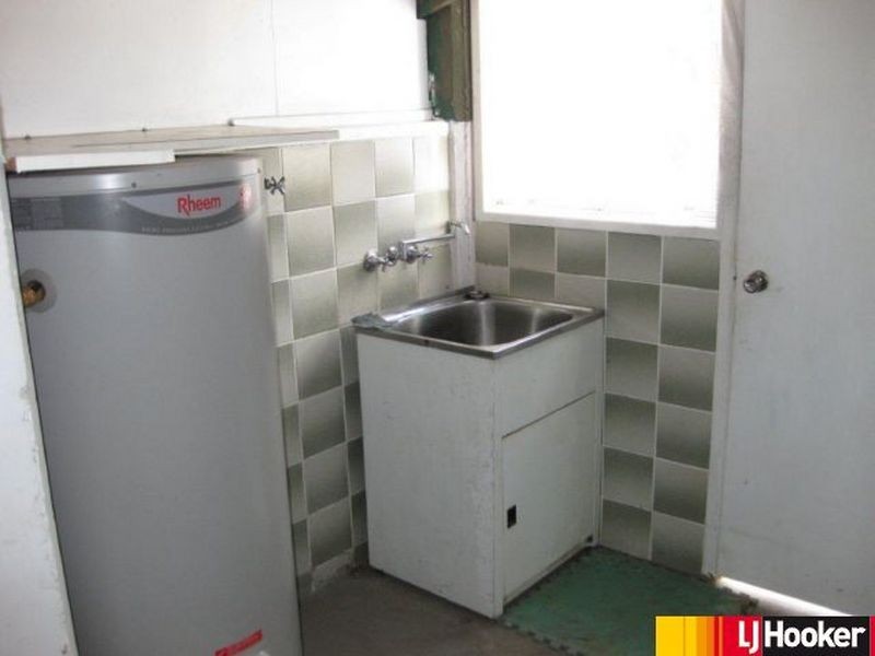 9 Yeates Street, Moranbah QLD 4744