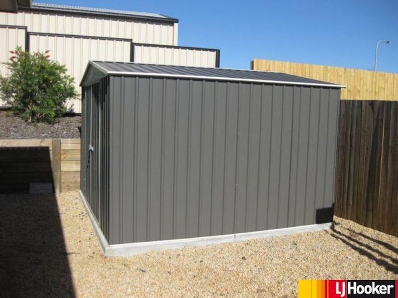61 Hannay Street, Moranbah QLD 4744