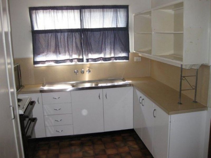 23 McCool Street, Moranbah QLD 4744