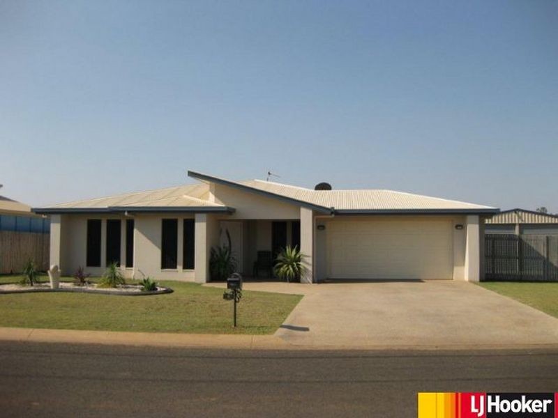 9 Macpherson St, Moranbah QLD 4744