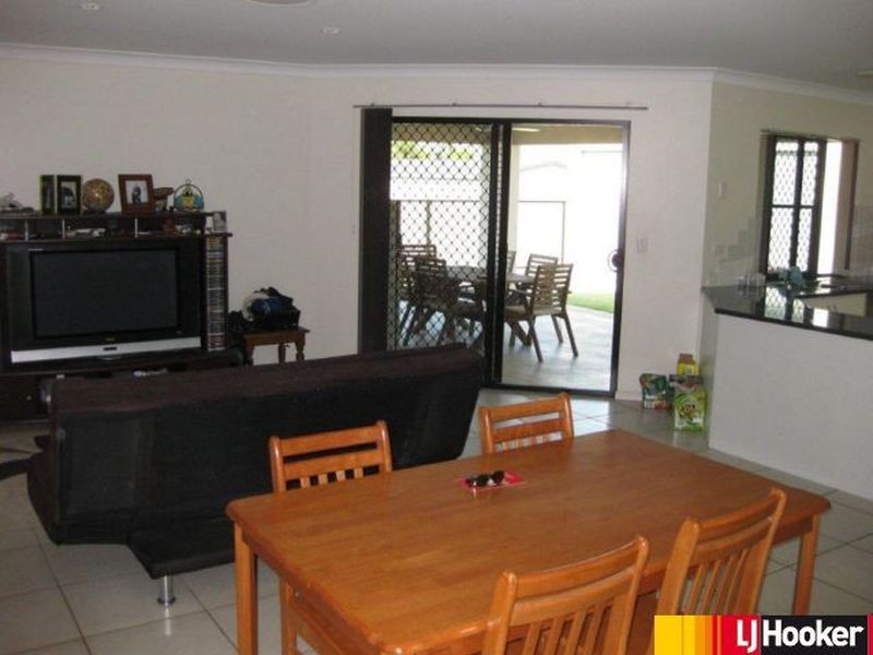 9 Macpherson St, Moranbah QLD 4744