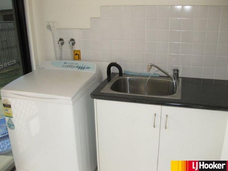 9 Macpherson St, Moranbah QLD 4744