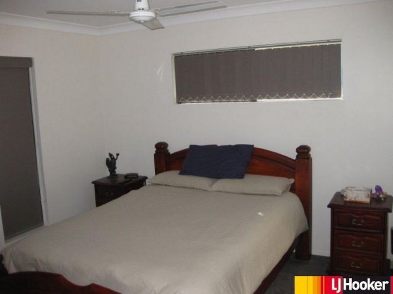 9 Macpherson St, Moranbah QLD 4744