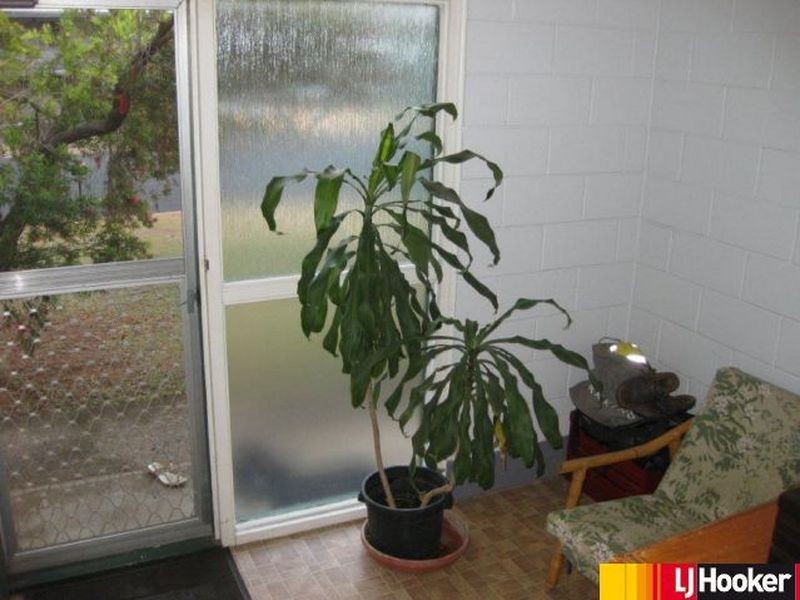 32 Archer Drive, Moranbah QLD 4744