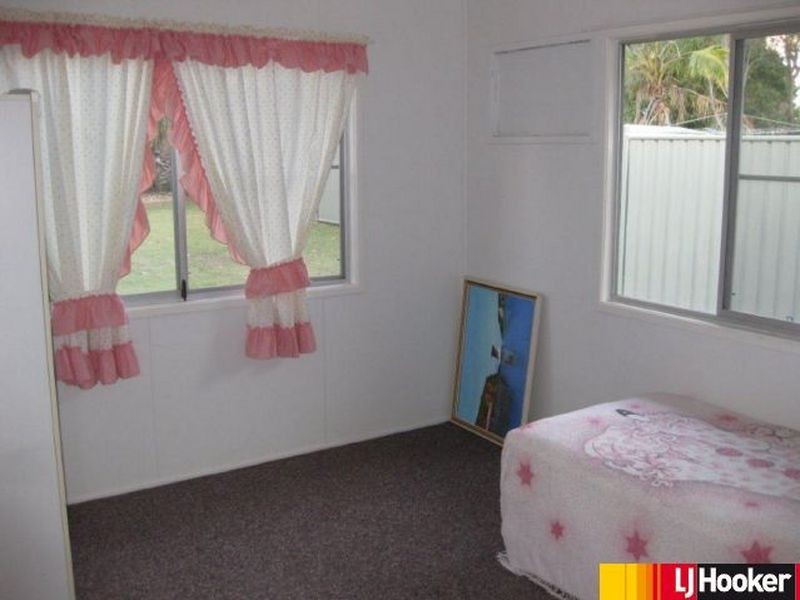 32 Archer Drive, Moranbah QLD 4744