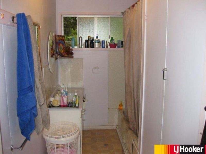 10 Sinnott Court, Moranbah QLD 4744