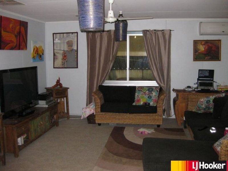 10 Sinnott Court, Moranbah QLD 4744