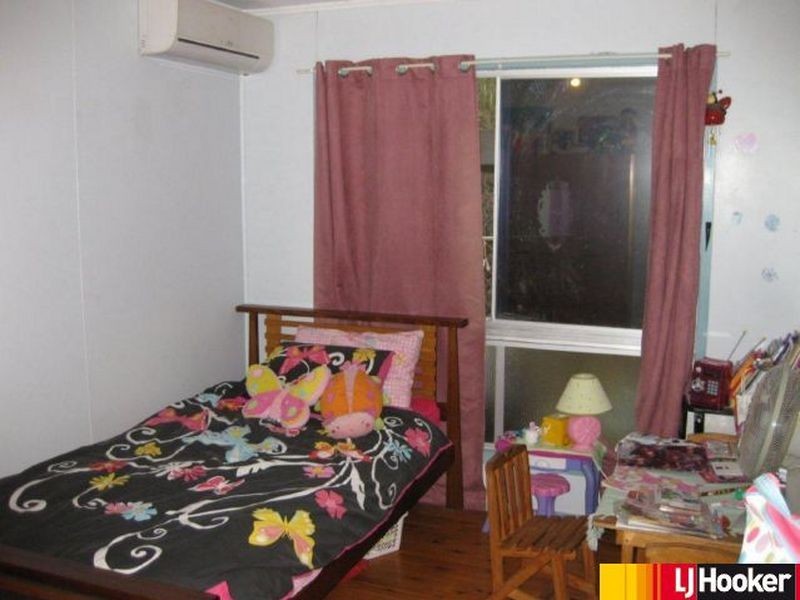 10 Sinnott Court, Moranbah QLD 4744