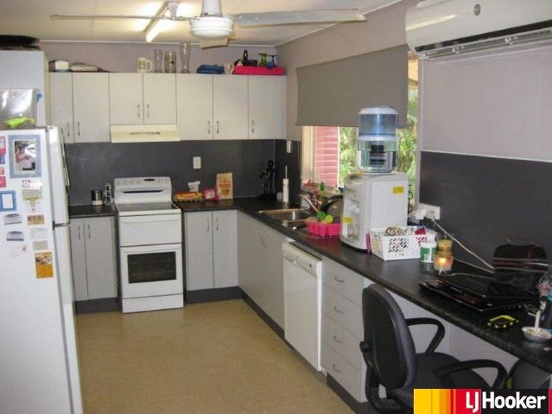 8 Koala Terrace, Moranbah QLD 4744