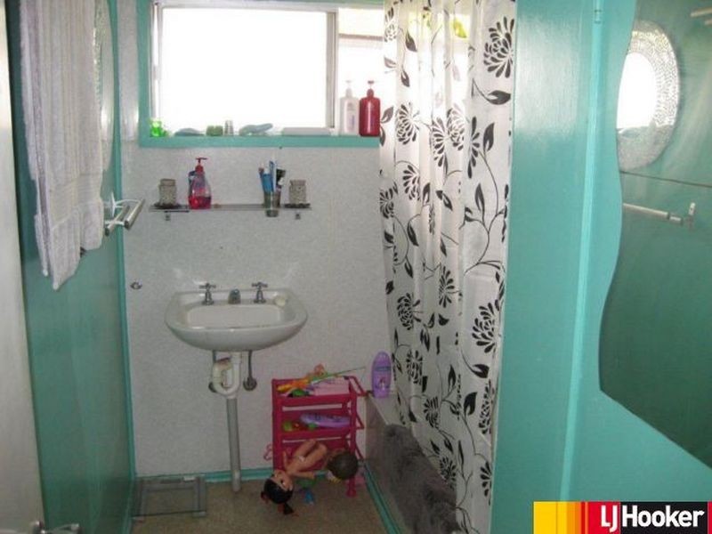 8 Koala Terrace, Moranbah QLD 4744