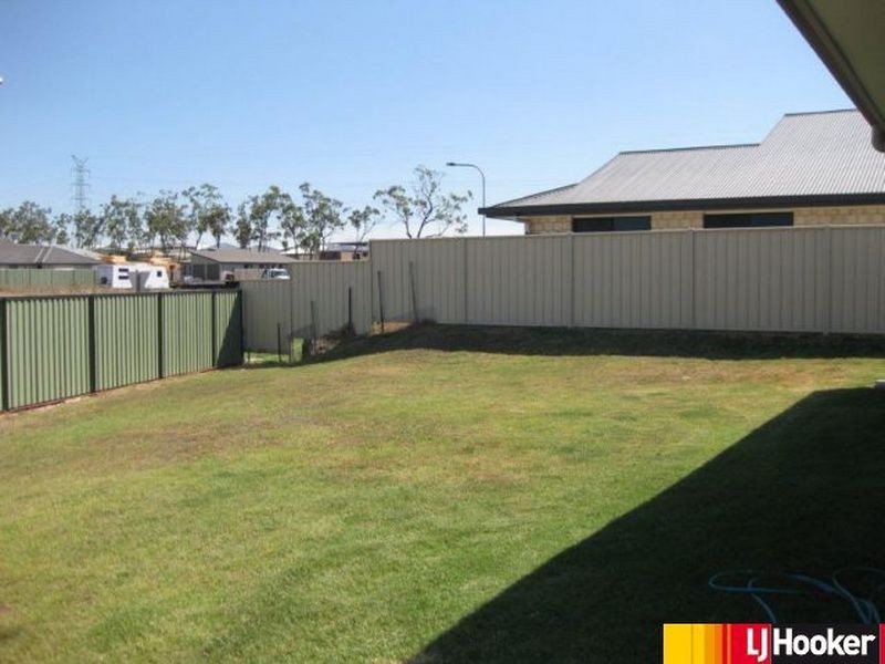 95 Utah Drive, Moranbah QLD 4744