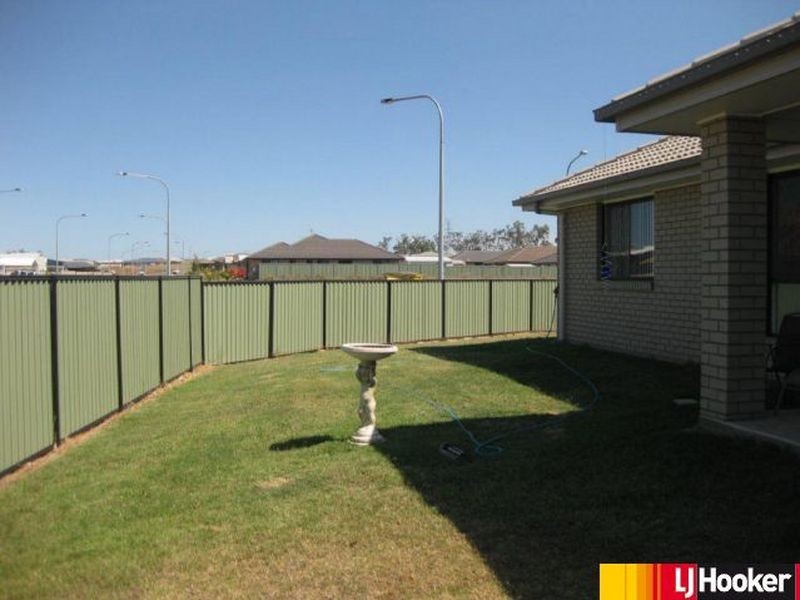 95 Utah Drive, Moranbah QLD 4744