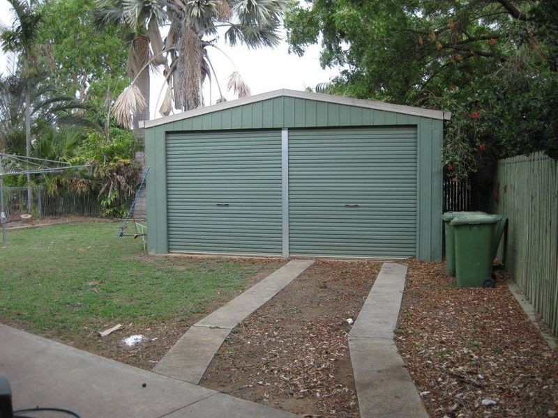 66 Yeates Street, Moranbah QLD 4744