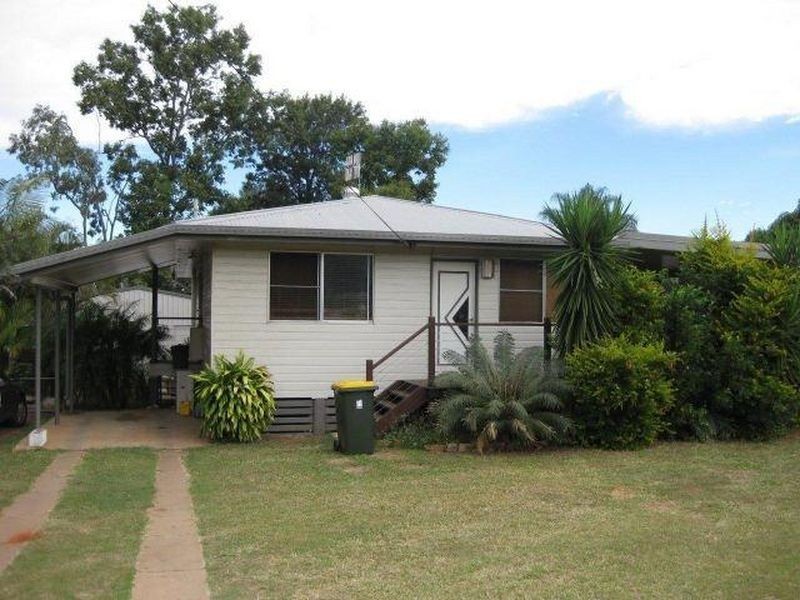 19 Oxley Drive, Moranbah QLD 4744
