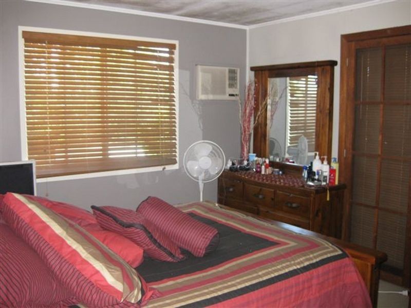 19 Oxley Drive, Moranbah QLD 4744