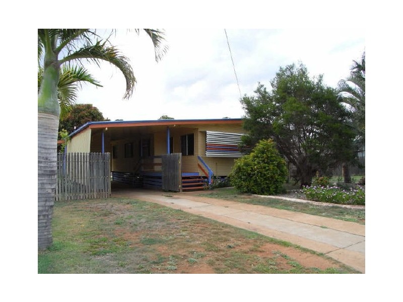 9 Mackay Street, Moranbah QLD 4744