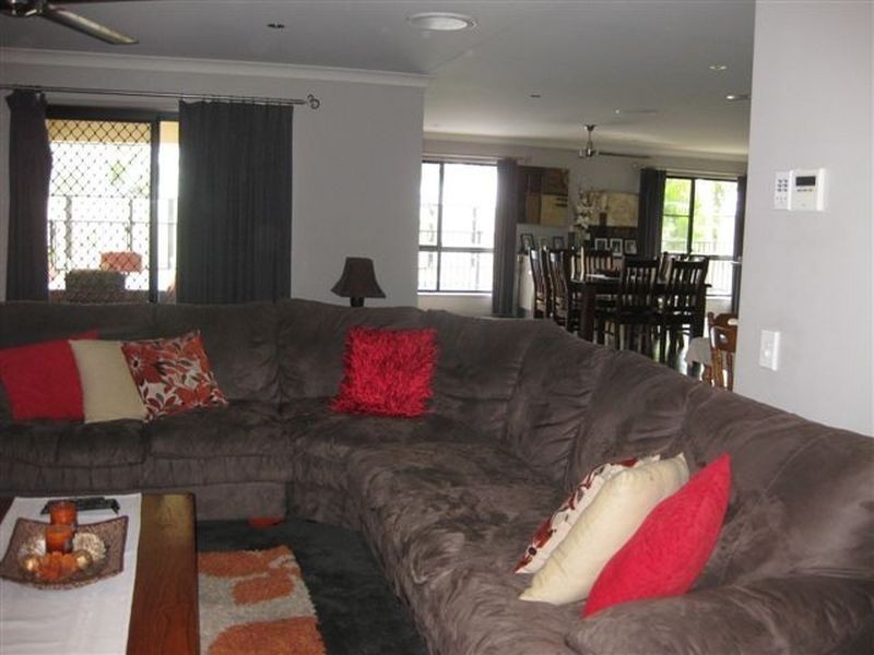 15 Norton Court, Moranbah QLD 4744