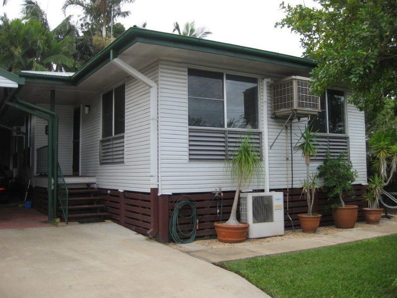 6 Burke Drive, Moranbah QLD 4744
