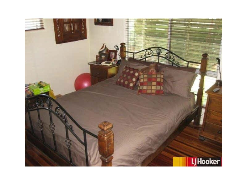 6 Turner Court, Moranbah QLD 4744