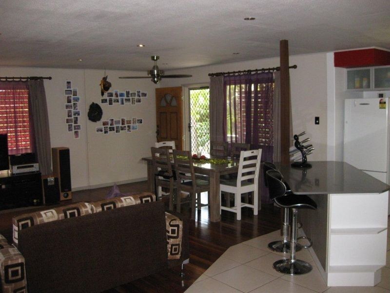 10 Bradman Street, Moranbah QLD 4744