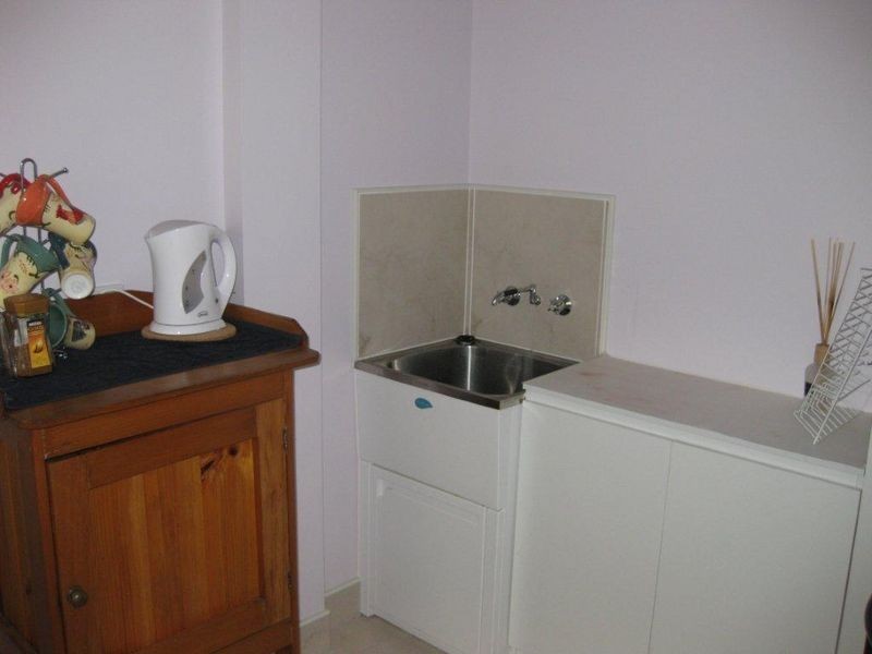 10 Bradman Street, Moranbah QLD 4744