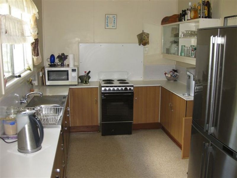 41 Belyando Avenue, Moranbah QLD 4744