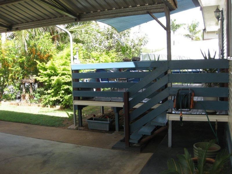11 Rolfe Street, Moranbah QLD 4744