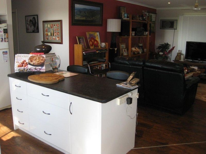 5 Beetson Street, Moranbah QLD 4744