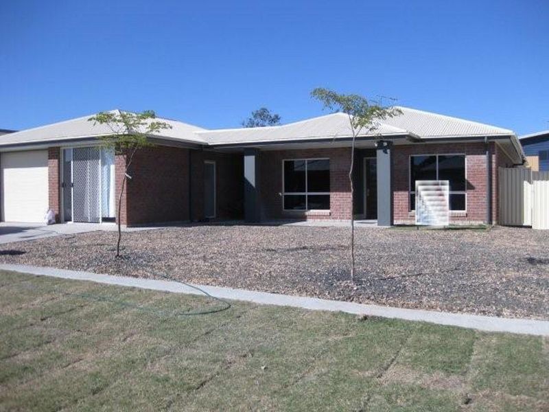 6 Anderson Court, Moranbah QLD 4744