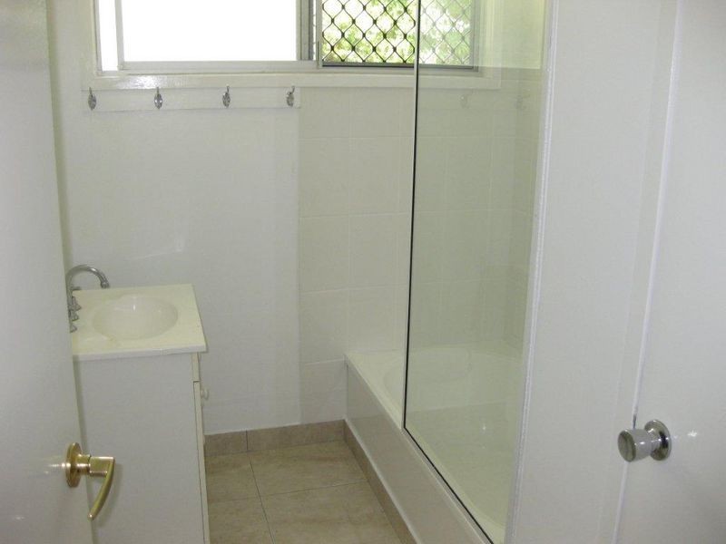 18 Herbert Court, Moranbah QLD 4744