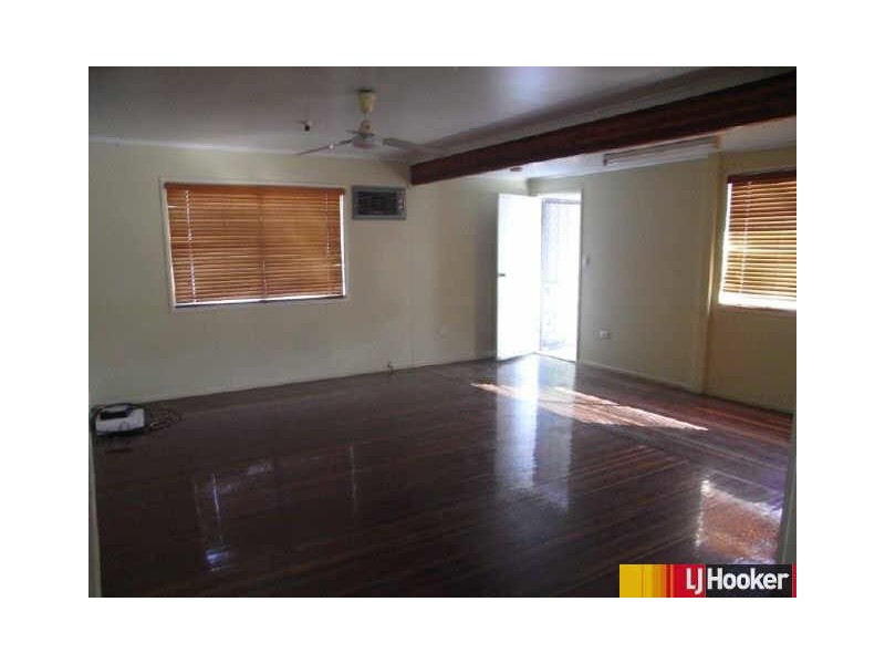 6 Flohr Drive, Moranbah QLD 4744