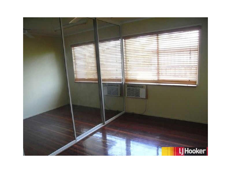 6 Flohr Drive, Moranbah QLD 4744