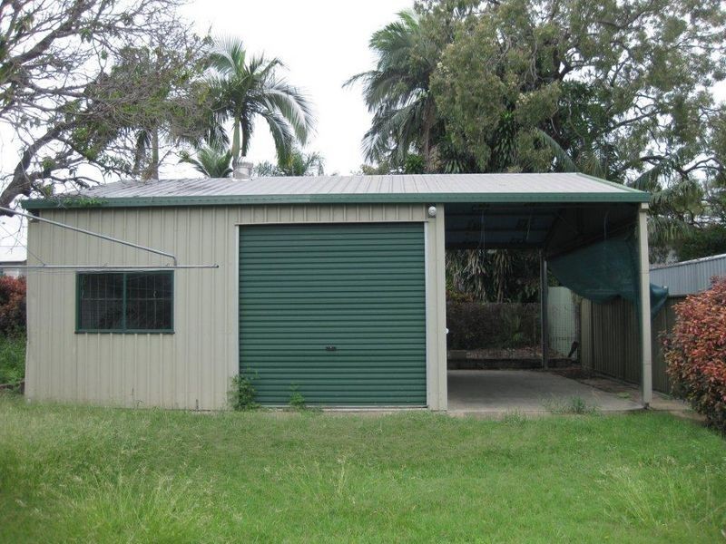 20 Burke Drive, Moranbah QLD 4744