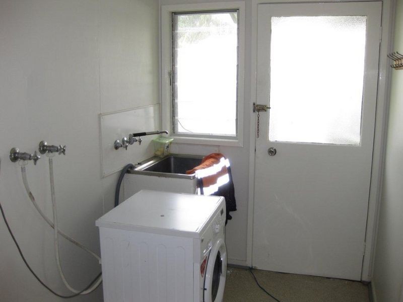 20 Burke Drive, Moranbah QLD 4744