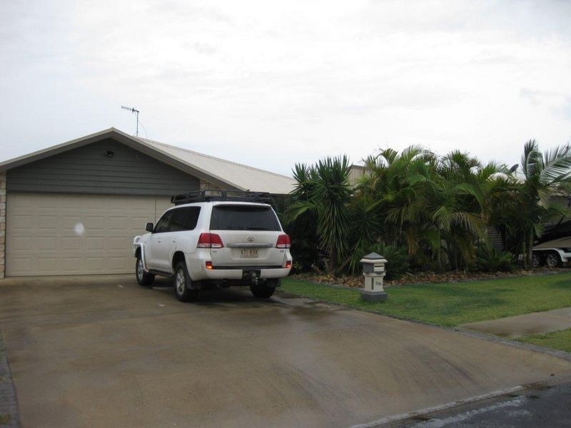 100 Clements Street, Moranbah QLD 4744