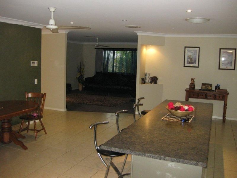 100 Clements Street, Moranbah QLD 4744