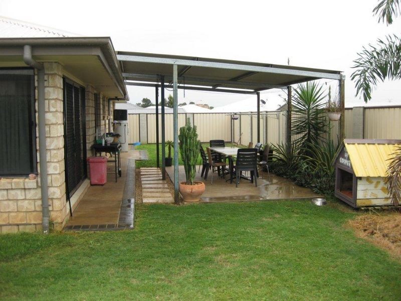 100 Clements Street, Moranbah QLD 4744