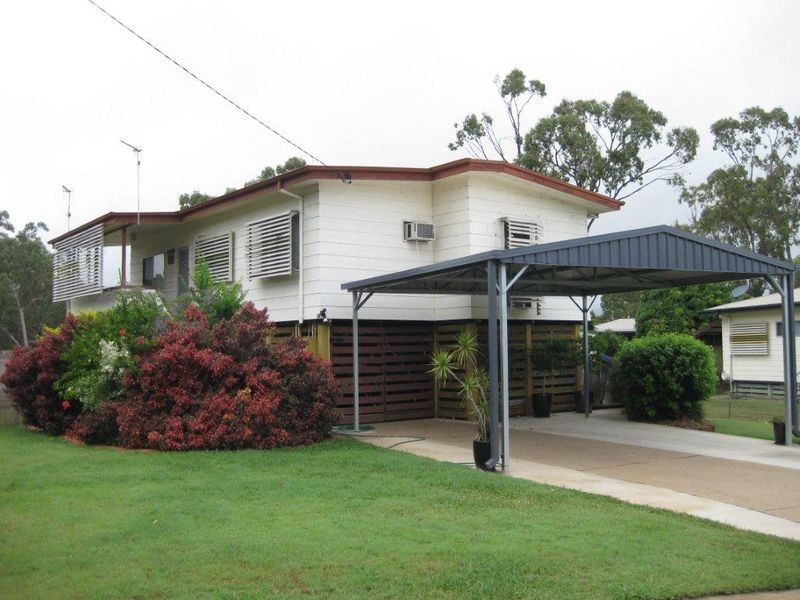 112 McCool Street, Moranbah QLD 4744