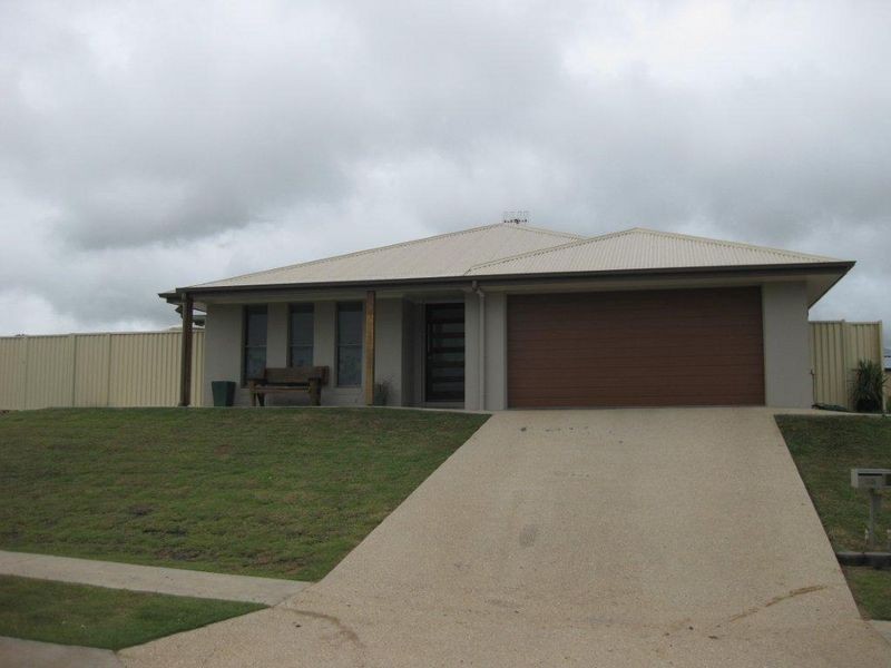 35 Hannay Street, Moranbah QLD 4744