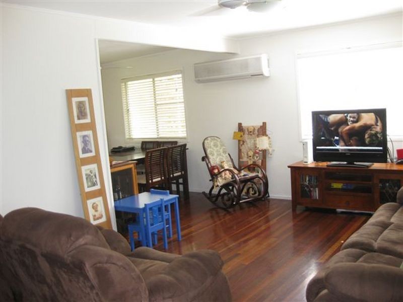 21 Mackay Street, Moranbah QLD 4744