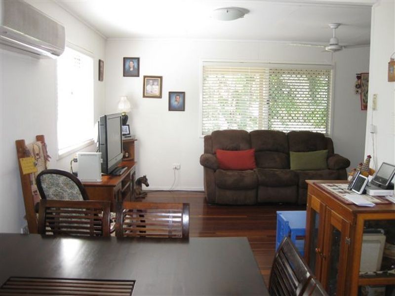 21 Mackay Street, Moranbah QLD 4744