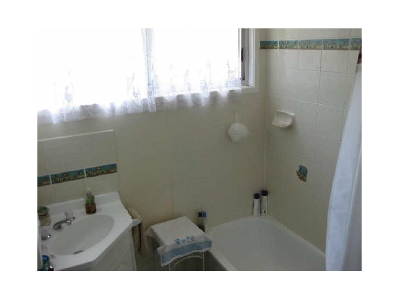 37 Goolagong Crescent, Moranbah QLD 4744