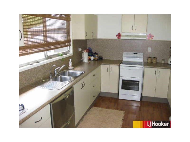 37 Goolagong Crescent, Moranbah QLD 4744