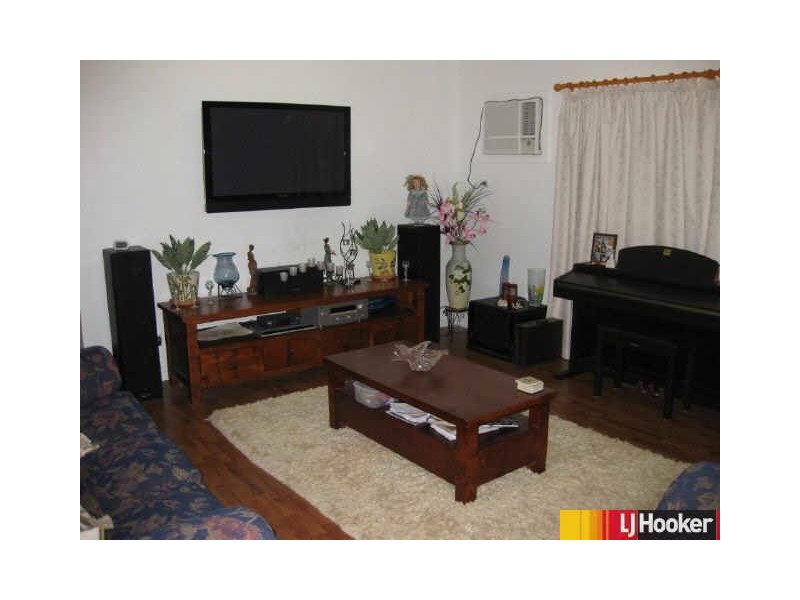 37 Goolagong Crescent, Moranbah QLD 4744