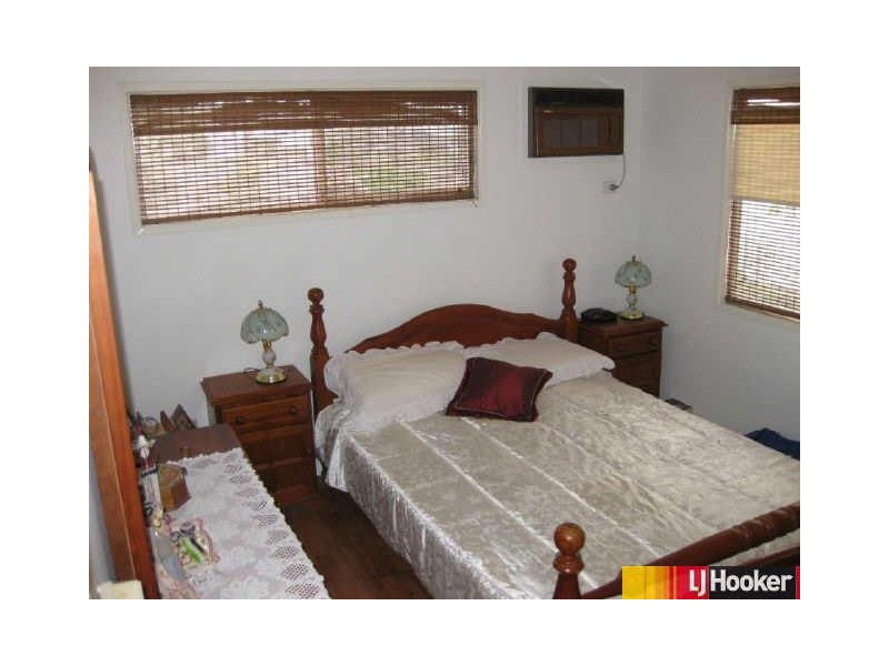 37 Goolagong Crescent, Moranbah QLD 4744