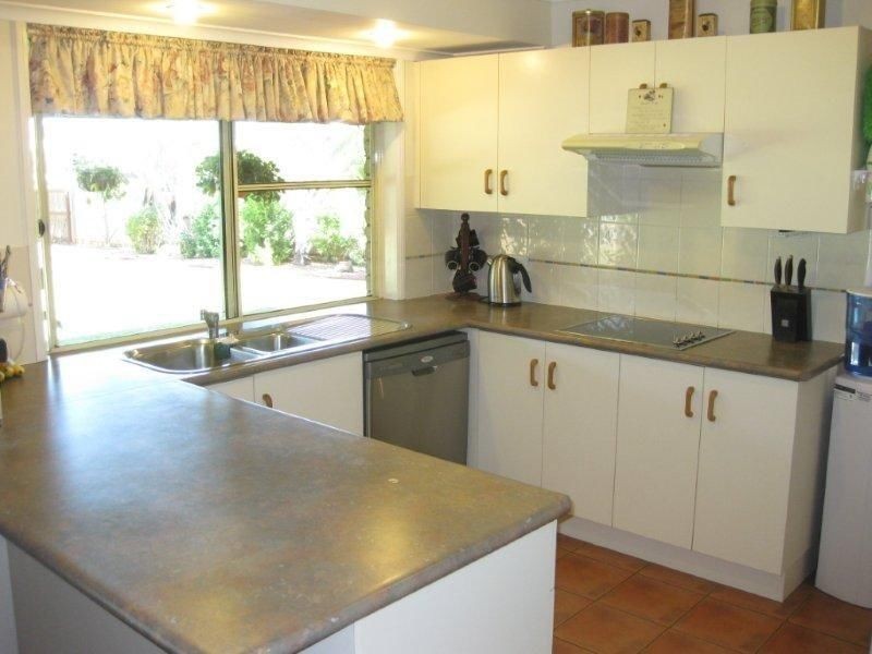 22 Mills Avenue, Moranbah QLD 4744