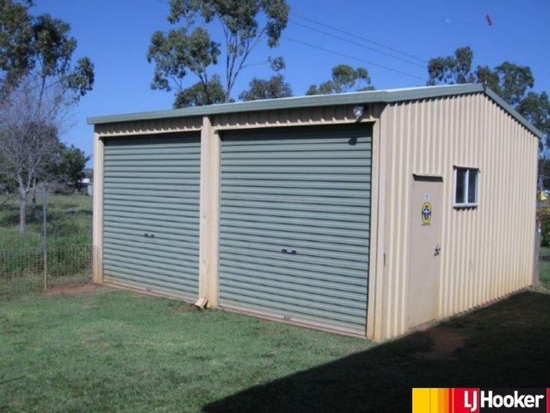 18 Jackson Avenue, Moranbah QLD 4744