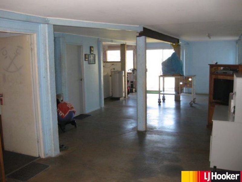 18 Jackson Avenue, Moranbah QLD 4744