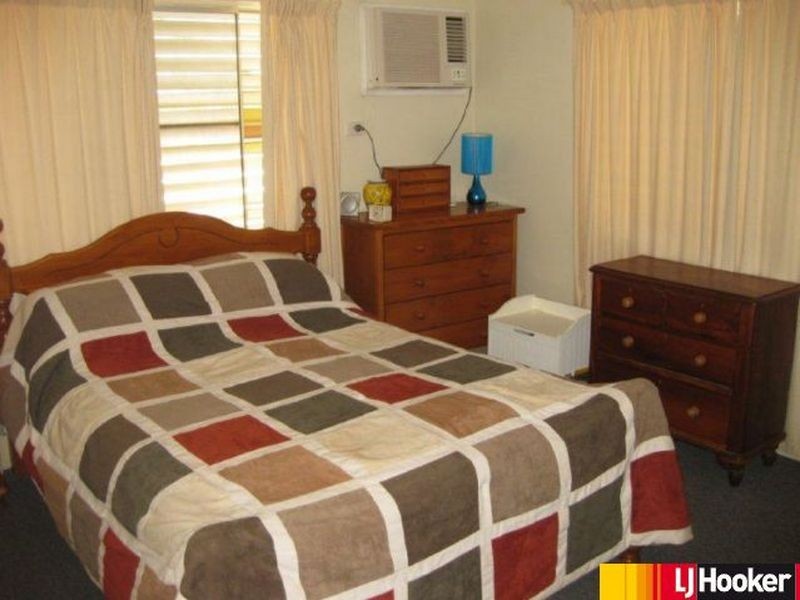 18 Jackson Avenue, Moranbah QLD 4744