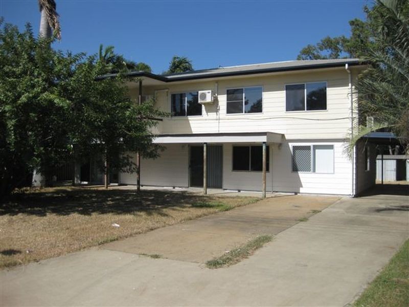 20 Kellerman Drive, Moranbah QLD 4744